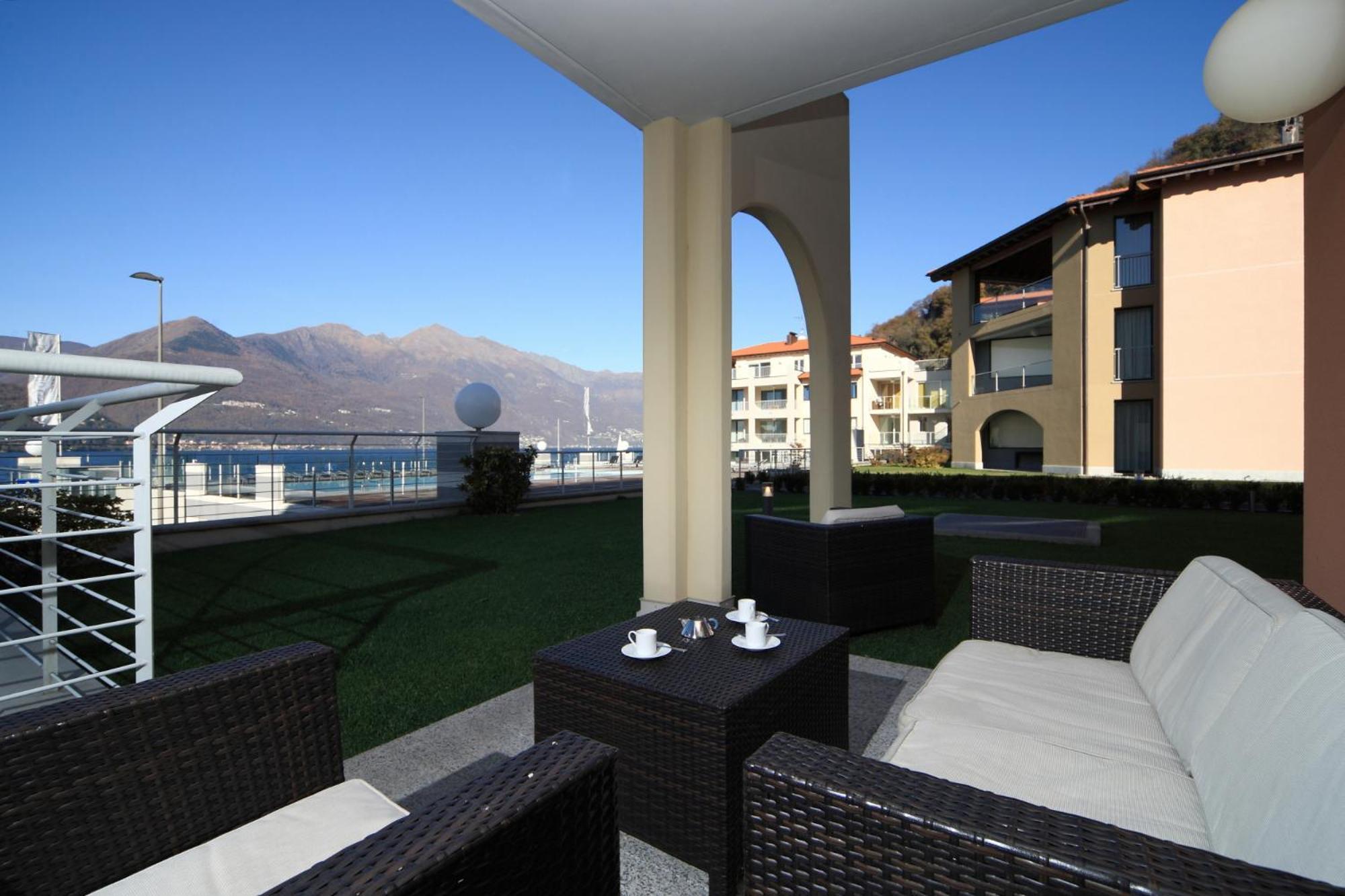 Golfo Gabella Lake Resort Maccagno Eksteriør bilde