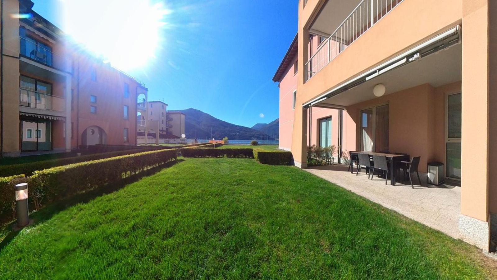 Golfo Gabella Lake Resort Maccagno Eksteriør bilde